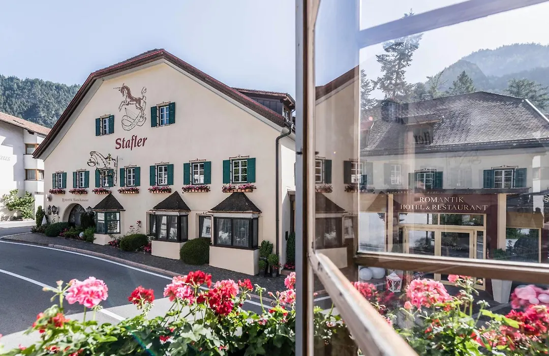 Romantik Hotel&Restaurant Stafler-1